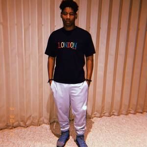 Meet your Posher, Romario